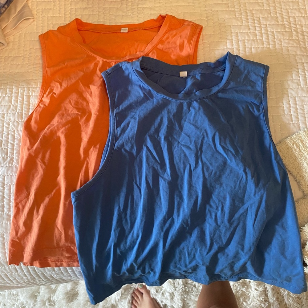 2 workout tanks